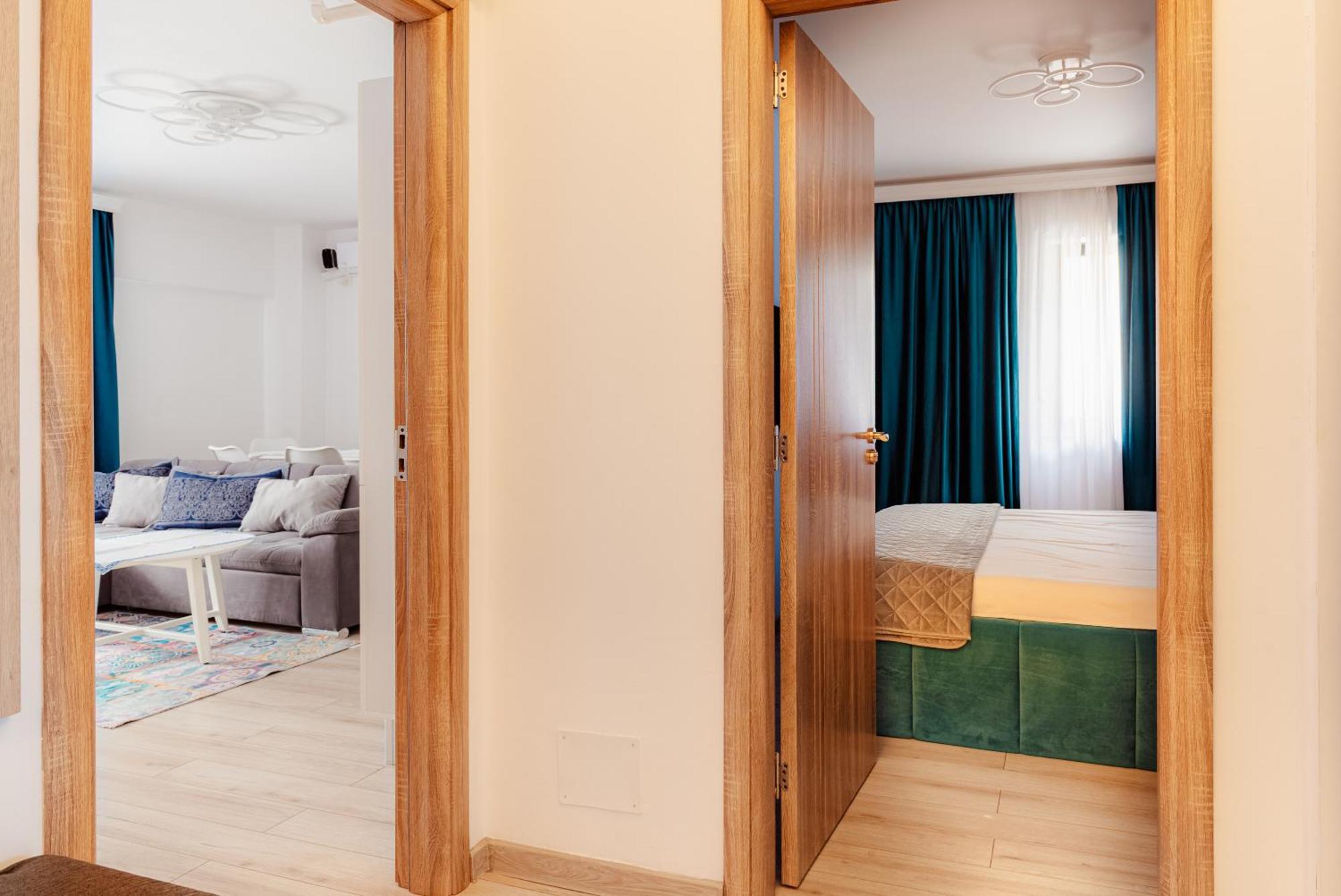 The Blue Norwegian House Apartment Bucharest Exterior photo