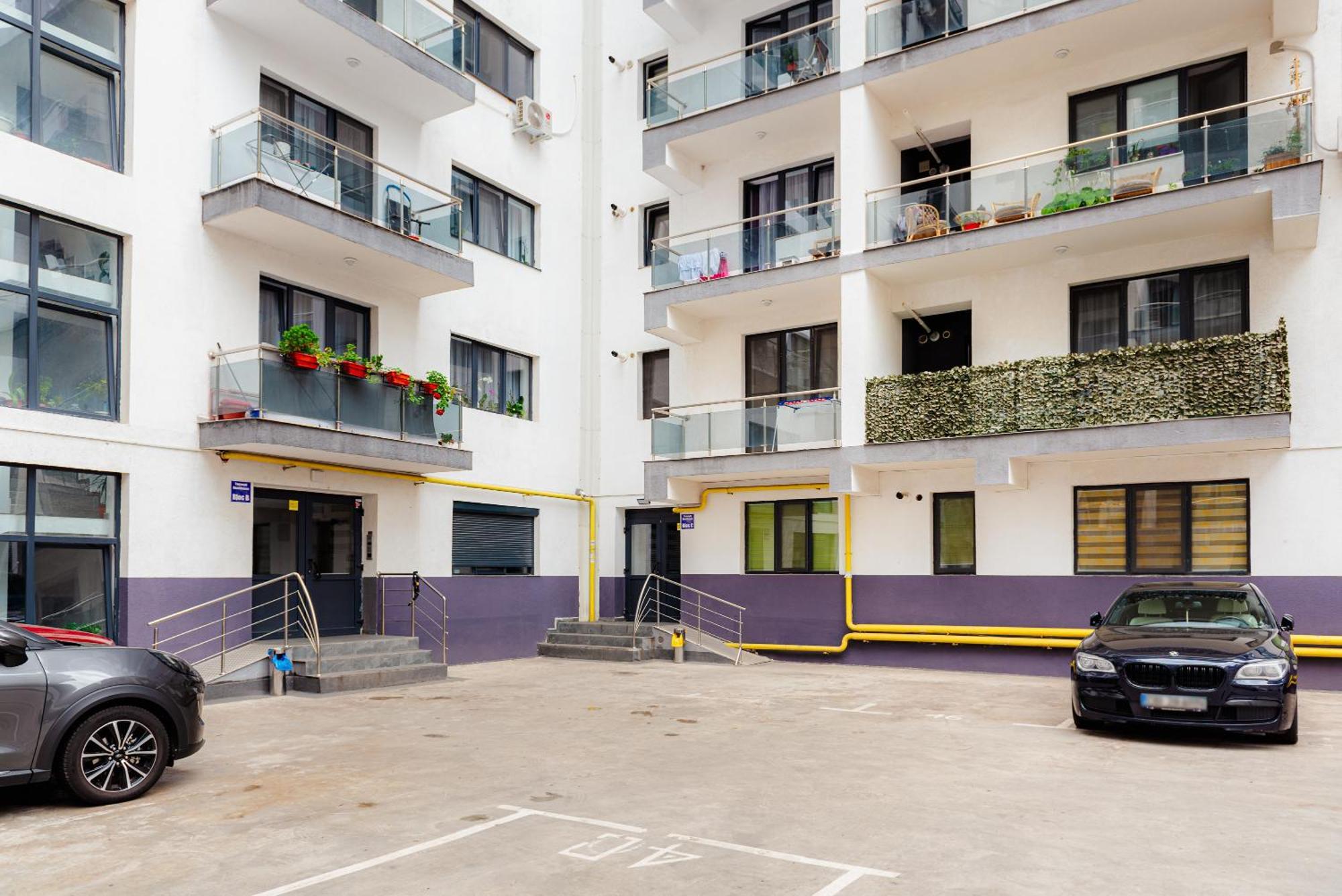 The Blue Norwegian House Apartment Bucharest Exterior photo