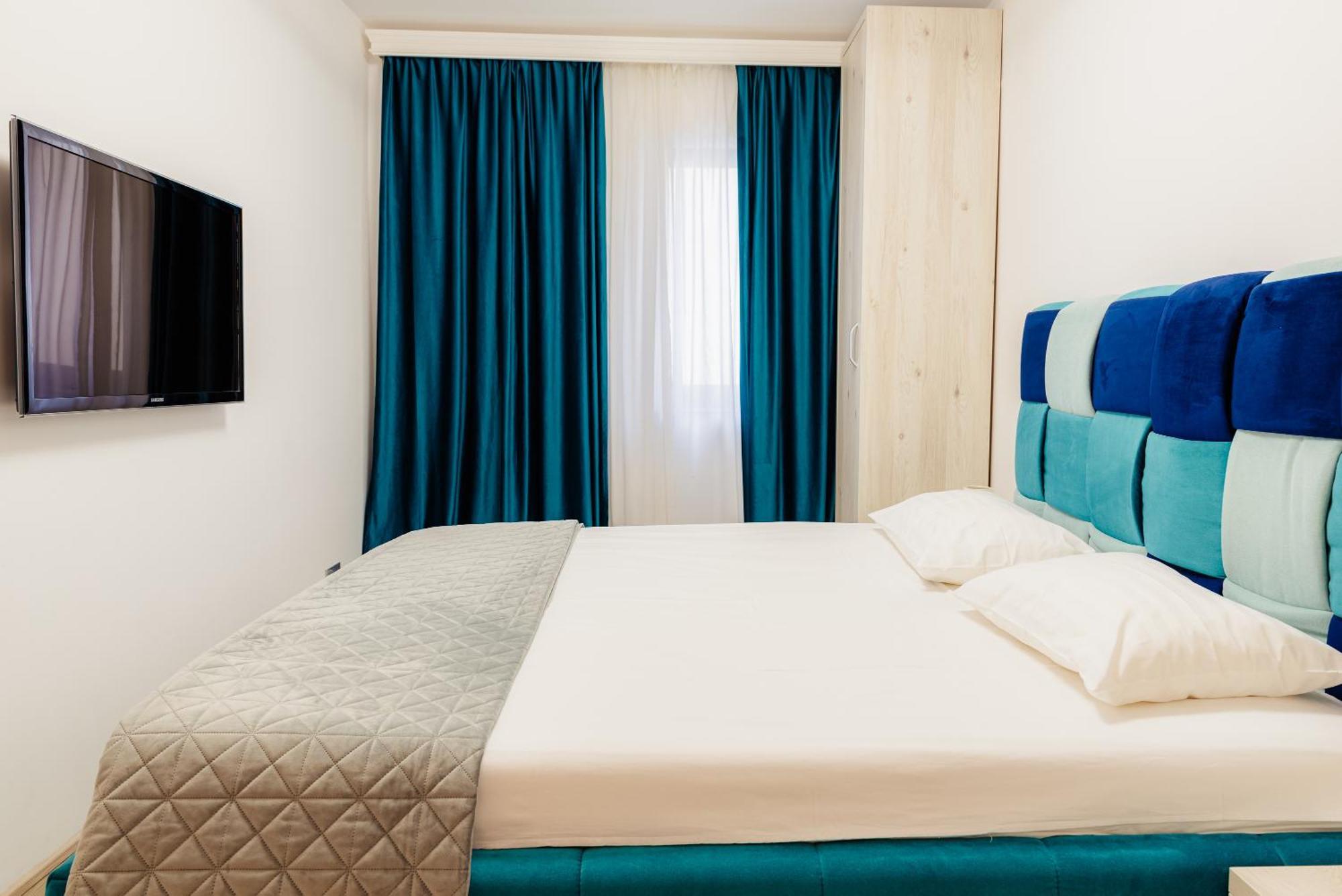 The Blue Norwegian House Apartment Bucharest Exterior photo
